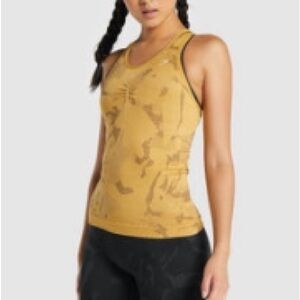 NWOT Gymshark Adapt camo tank